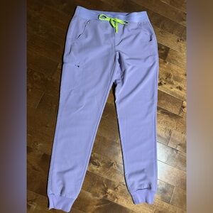 Figs women's Lavender Dew Zamora- Tall Jogger Scrub Pants - M - Tall